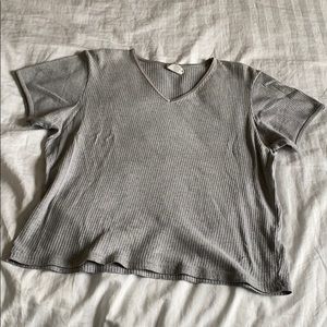 Simple light grey ribbed v neck tee